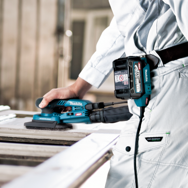 Products Makita Battery Powered Orbital Sander BO005CGZ